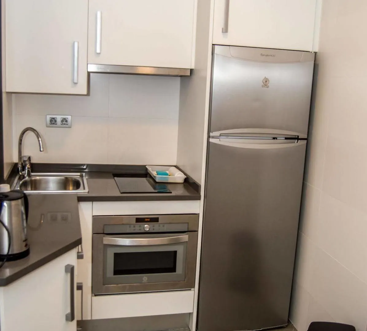 Madanis Apartamentos L'Hospitalet de Llobregat Apartment