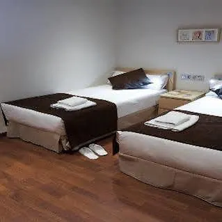 Madanis Apartamentos L'Hospitalet de Llobregat Spain